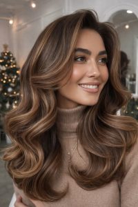 رنگ موی مناسب پوست سبزه مانند شرابی و قهوه‌ای تیره در ملکه زیبایی